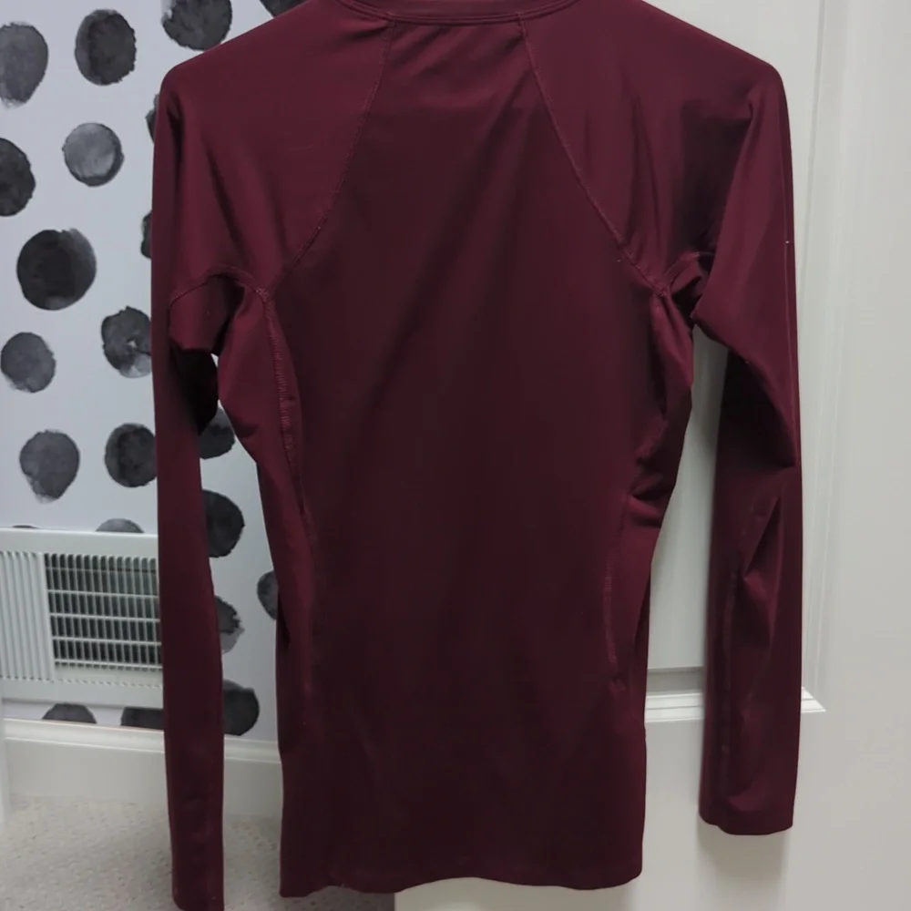 Columbia Thermal Layer Long Sleeve - Picture 2 of 4